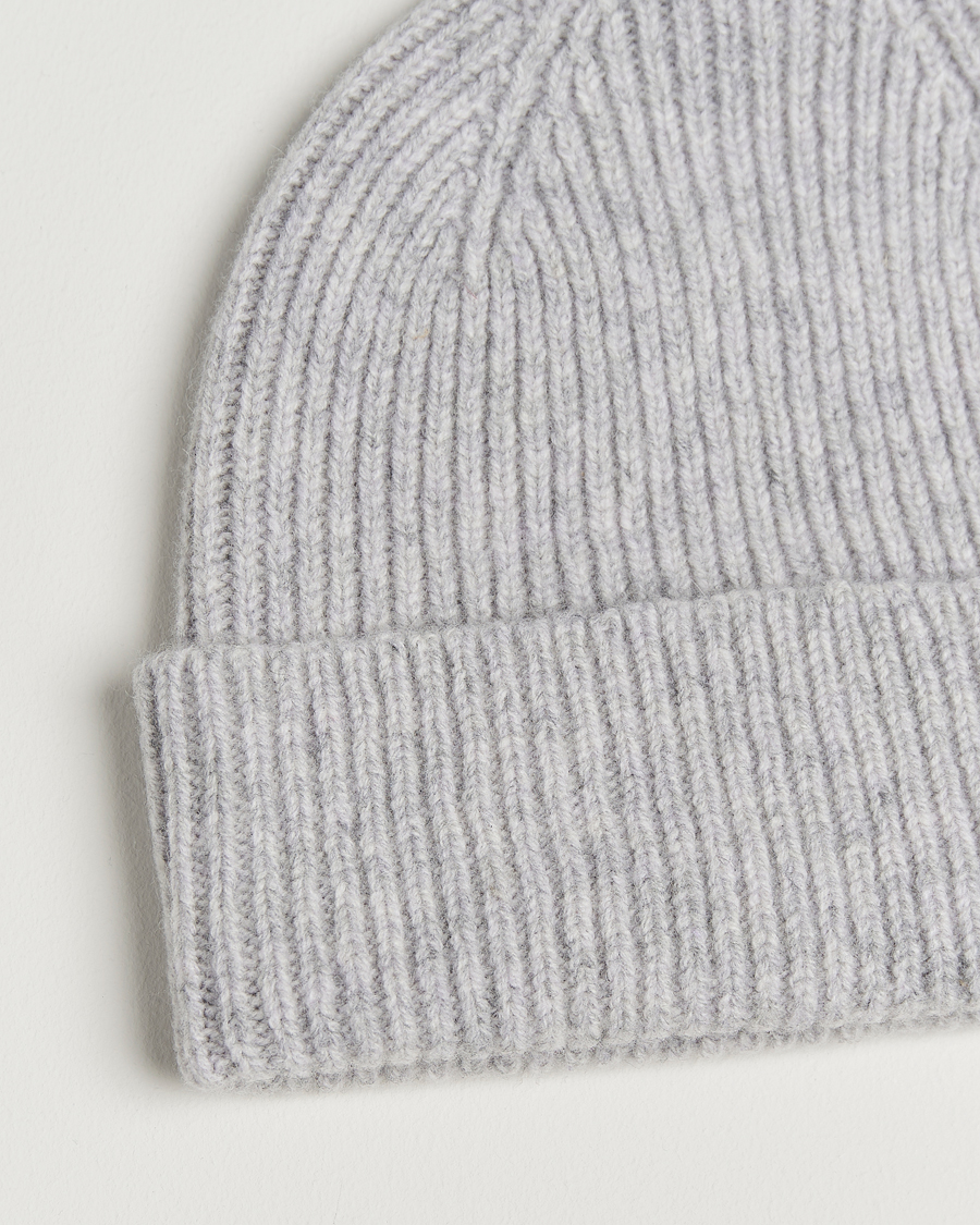 Uomini | Berretti | Robert Mackie | Clyde Lambswool Beanie Pearl Grey