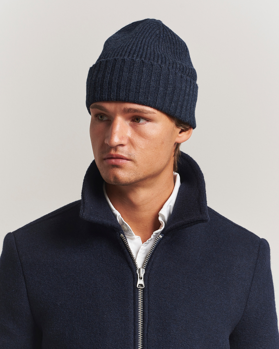 Uomini | Berretti | Robert Mackie | Kingswell Ribbed Wool/Cashmere Beanie Navy