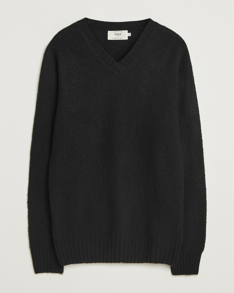 Uomini | Maglieria | Harley Of Scotland for Care of Carl | Harley Of Scotland Brushed Supersoft Lambswool V-Neck Black
