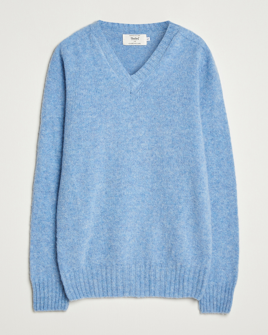 Uomini | Maglieria | Harley Of Scotland for Care of Carl | Harley Of Scotland Brushed Supersoft Lambswool V-Neck Light Blue