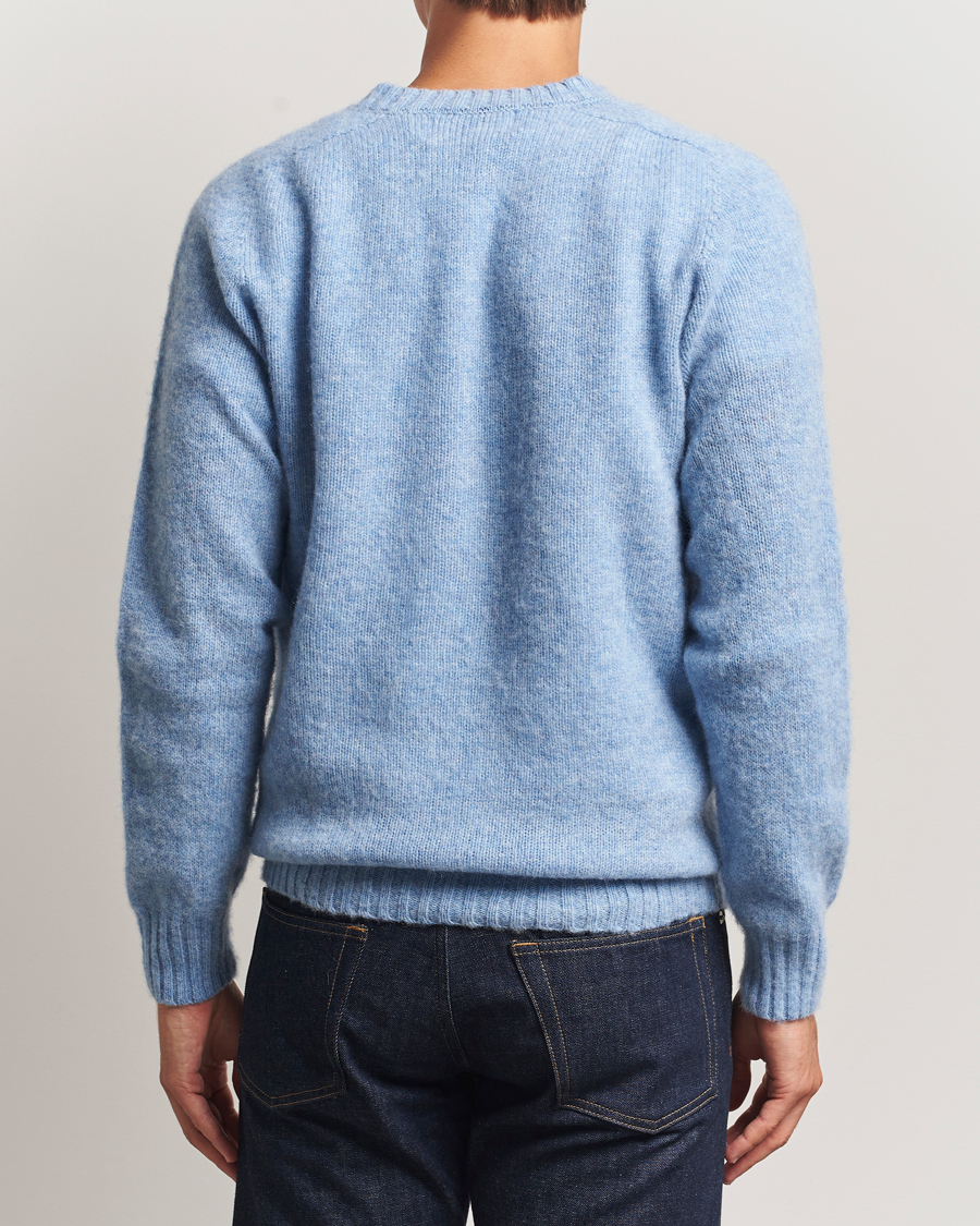 Uomini | Maglieria | Harley Of Scotland for Care of Carl | Harley Of Scotland Brushed Supersoft Lambswool V-Neck Light Blue