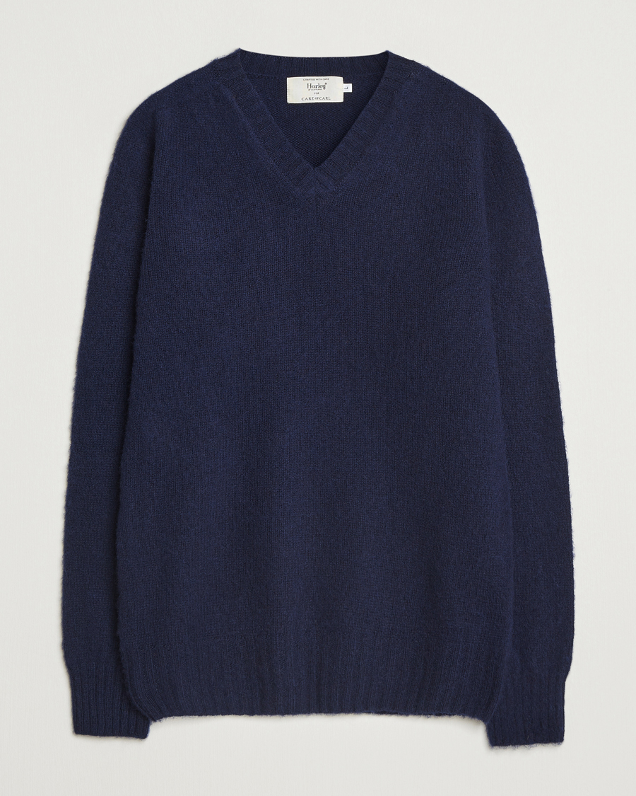 Uomini | Maglieria | Harley Of Scotland for Care of Carl | Harley Of Scotland Brushed Supersoft Lambswool V-Neck Navy
