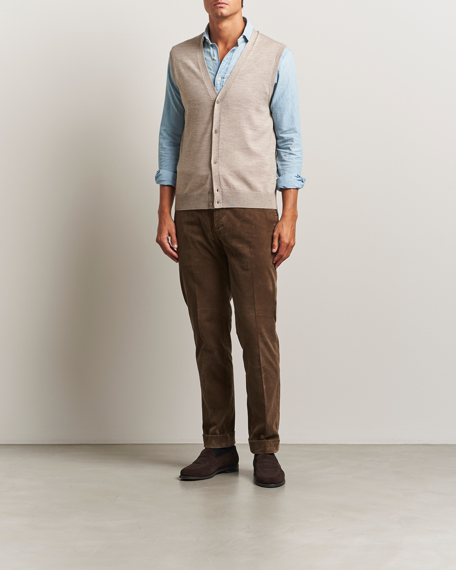 Uomini | Maglieria | Morris | Merino Slipover Vest Khaki