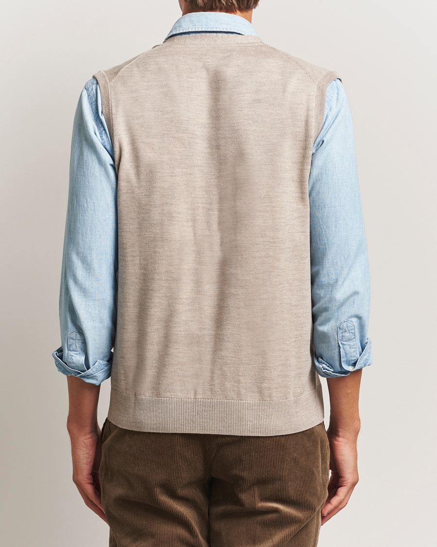 Uomini | Maglieria | Morris | Merino Slipover Vest Khaki