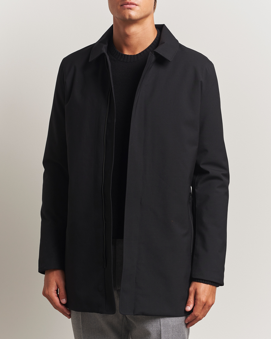 Uomini | Giacche | UBR | Regulator Coat Savile Black Wool