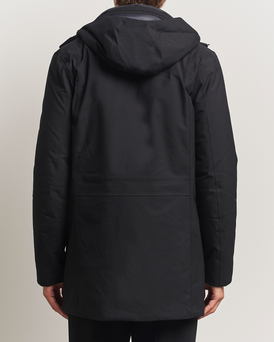 Uomini | Giacche | UBR | Regulator Parka Savile Black Wool