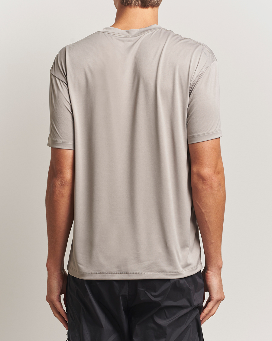 Uomini | T-shirt | Satisfy | AuraLite T-Shirt Aluminium