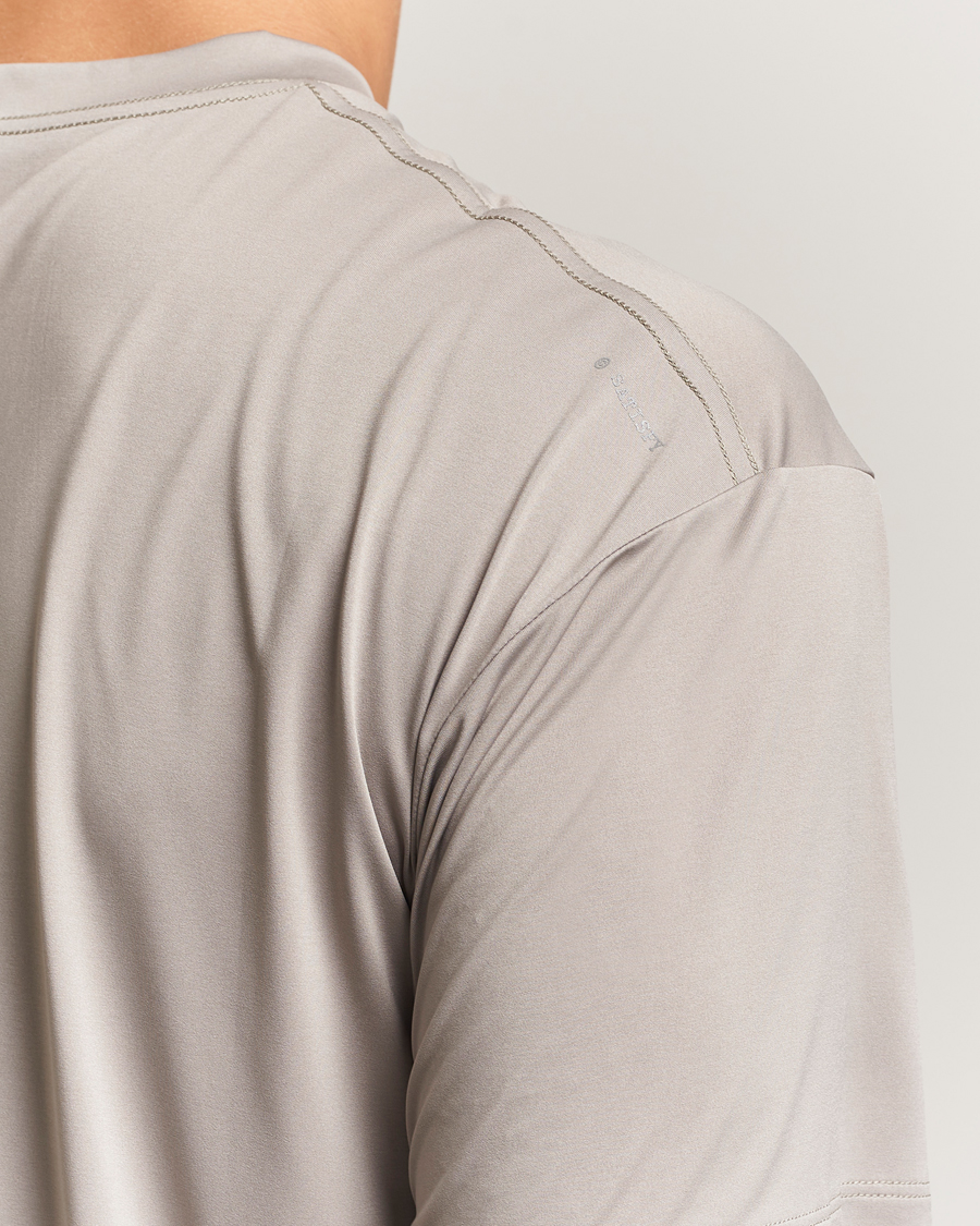 Uomini | T-shirt | Satisfy | AuraLite T-Shirt Aluminium