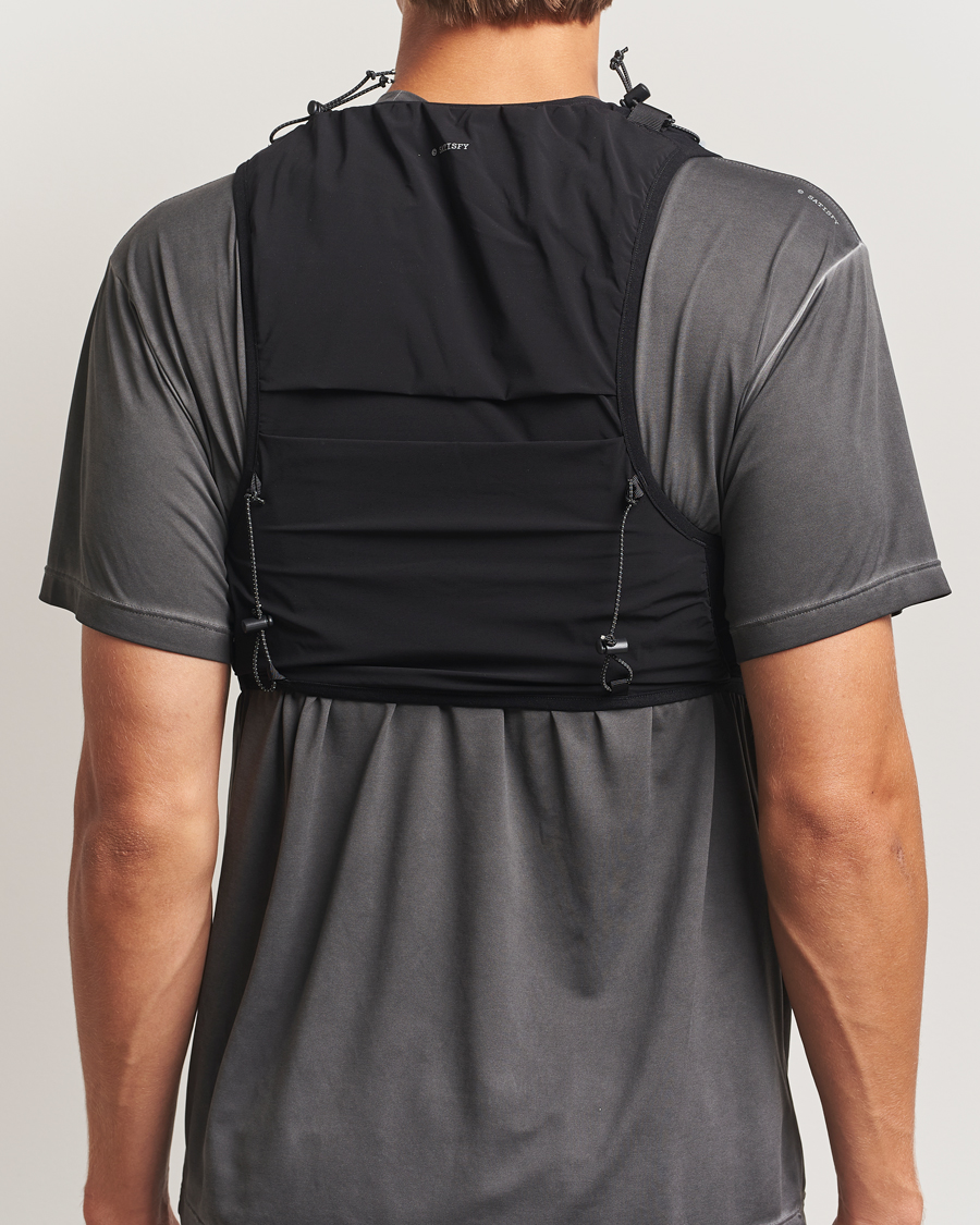 Uomini | Satisfy Justice Cordura Hydration Vest 5L Black | Satisfy | Justice Cordura Hydration Vest 5L Black