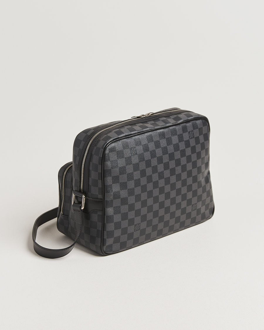 Uomini | Pre-Owned & Vintage Bags | Louis Vuitton Pre-Owned | Leoh Shoulder Bag Damier Graphite