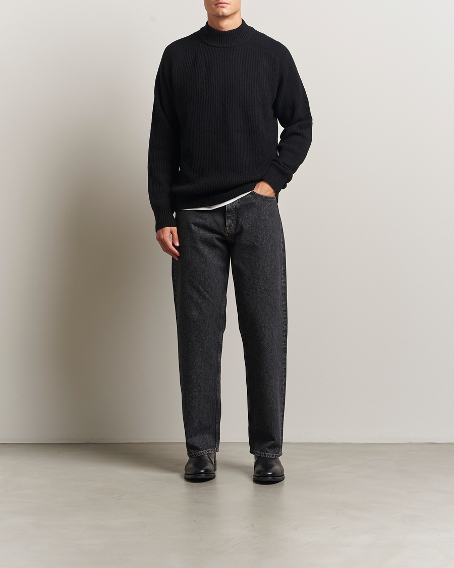 Uomini | Maglieria | Filippa K | Ribbed Wool Mockneck Sweater Black