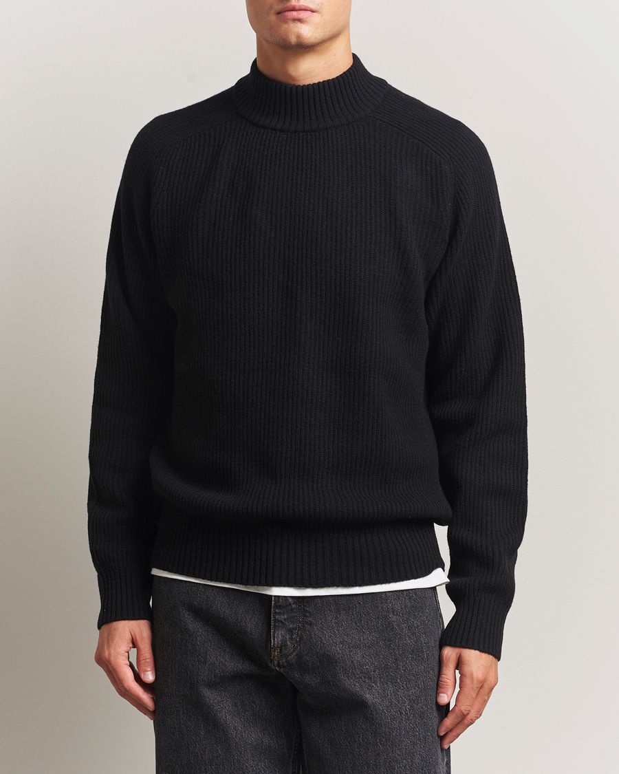 Uomini | Maglieria | Filippa K | Ribbed Wool Mockneck Sweater Black