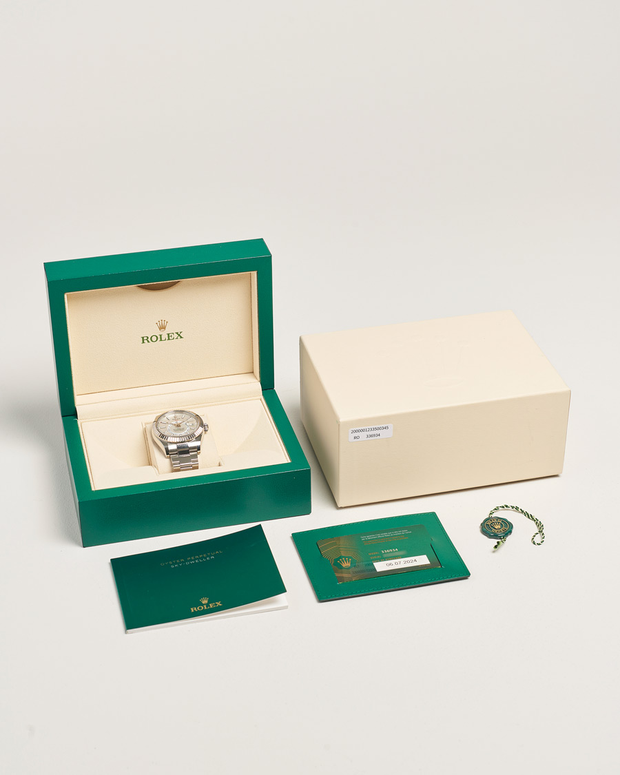 Uomini | Rolex Pre-Owned Sky Dweller  | Rolex Pre-Owned | Sky Dweller 