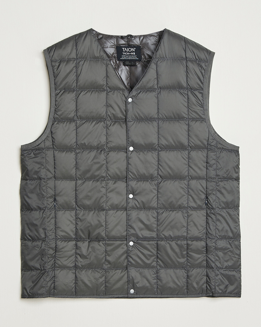 Uomini | Giacche | TAION | V-Neck Lightweight Down Vest Dark Grey