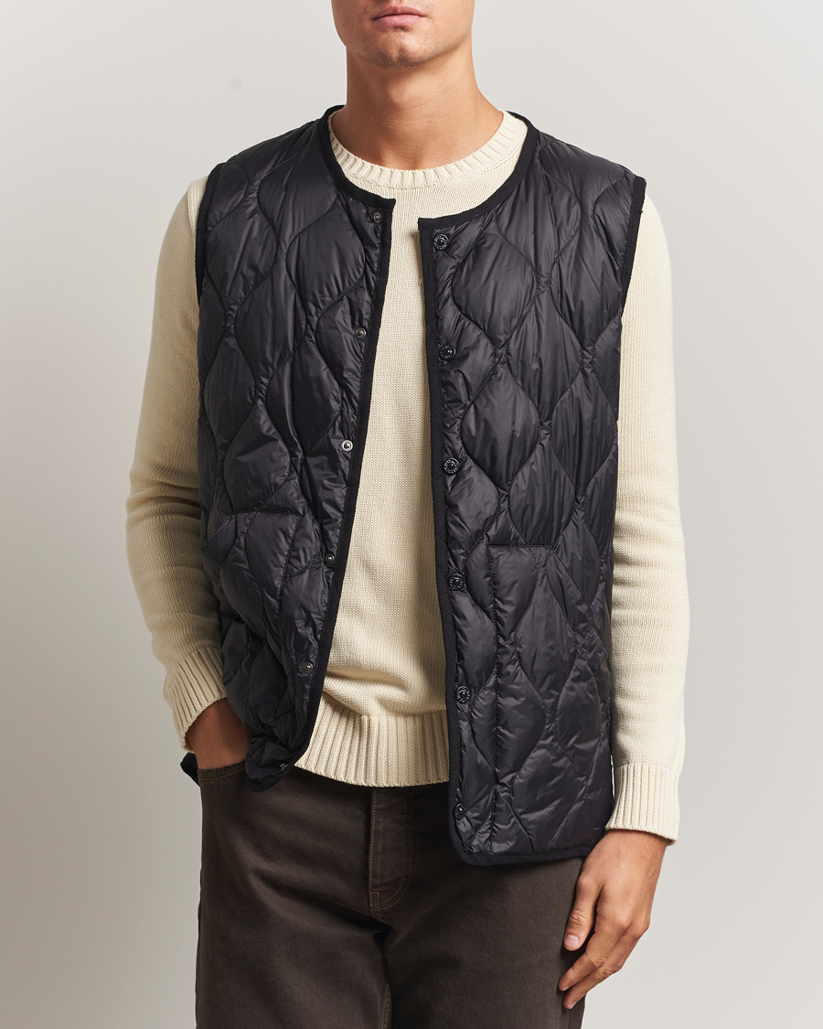 Uomini | Giacche | TAION | Military Crew Neck Down Vest Black