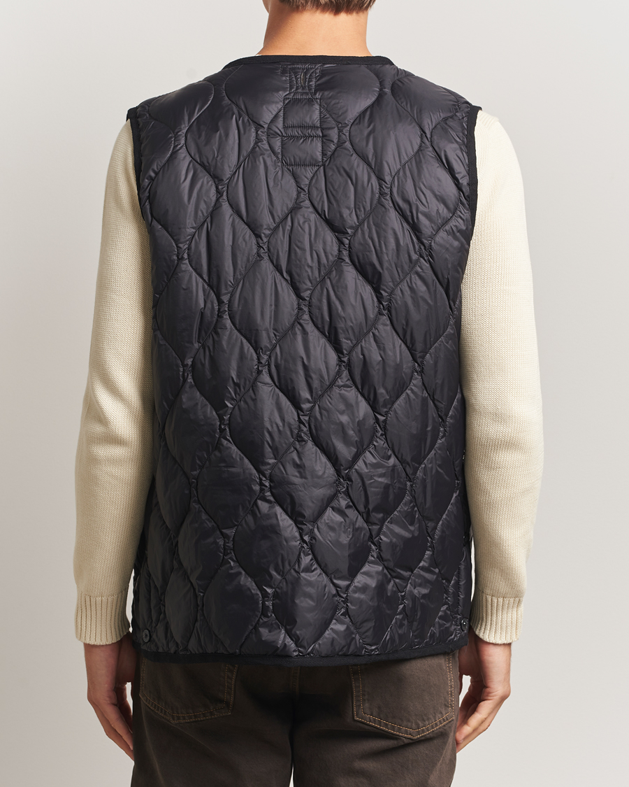 Uomini | Gilet | TAION | Military Crew Neck Down Vest Black
