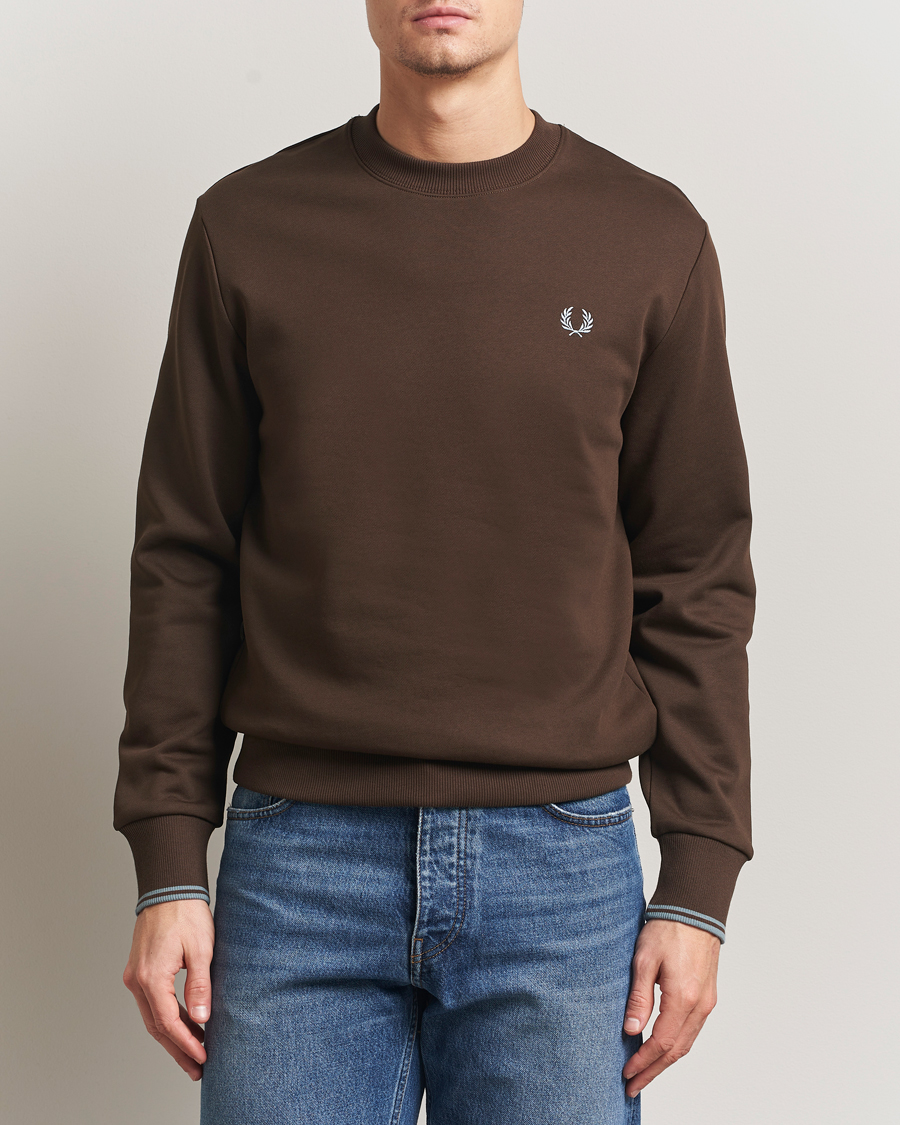 Uomini | Maglieria | Fred Perry | Crew Neck Sweatshirt Burnt Tobacco