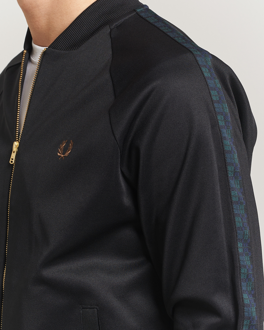 Uomini | Maglieria | Fred Perry | Blackwatch Tartan Taped Track Jacket Black