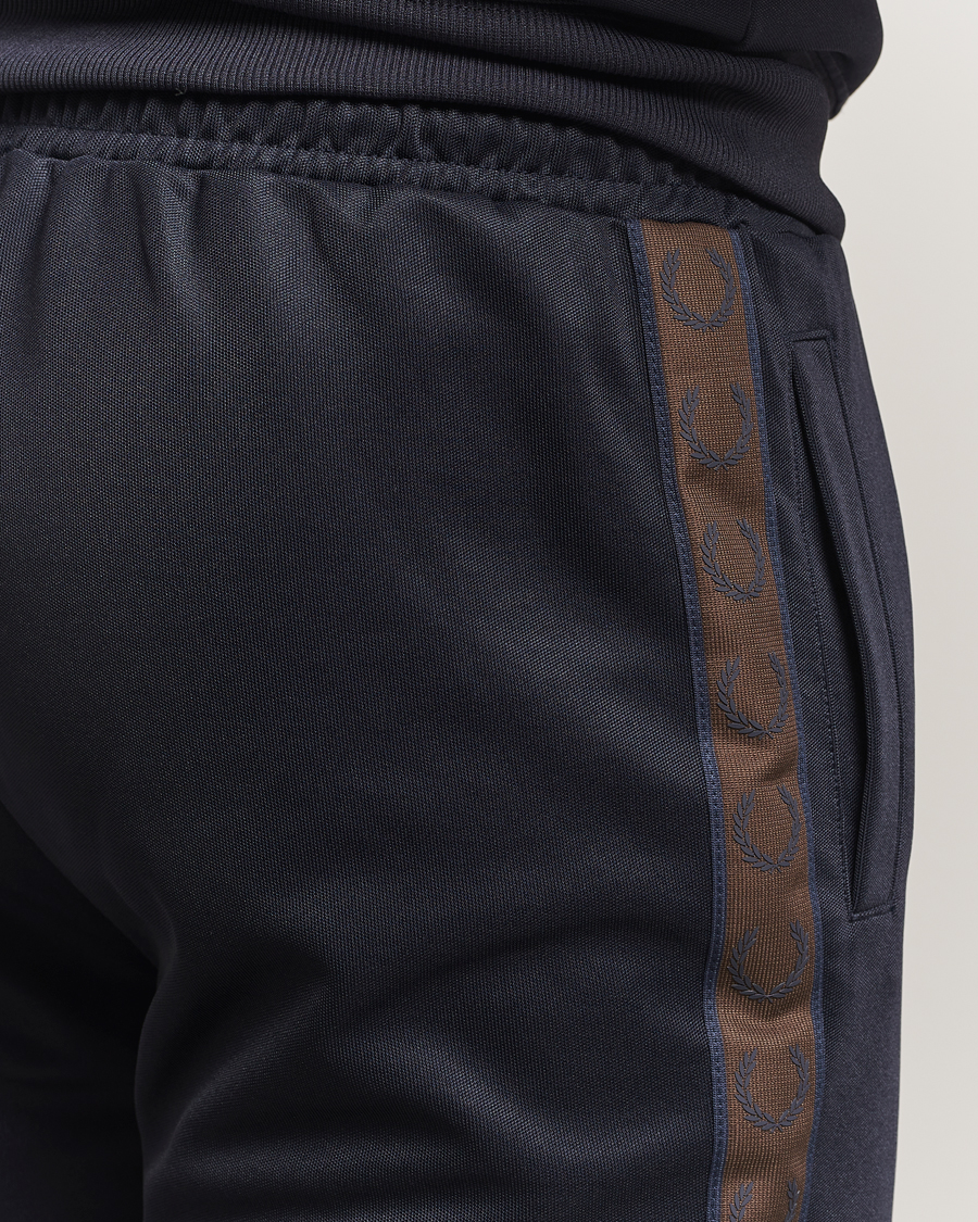 Uomini | Pantaloni | Fred Perry | Taped Track Pants Navy