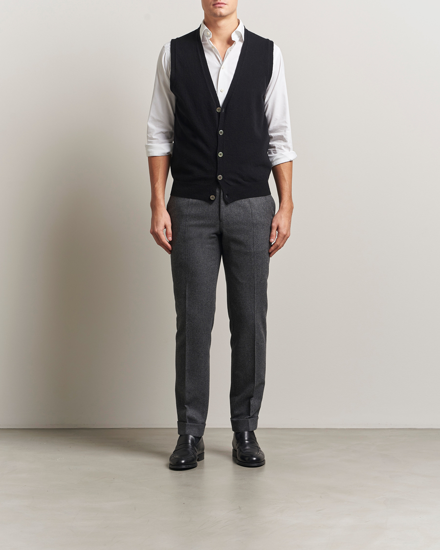Uomini | Maglieria | Oscar Jacobson | Guiseppe Buttoned Vest Black