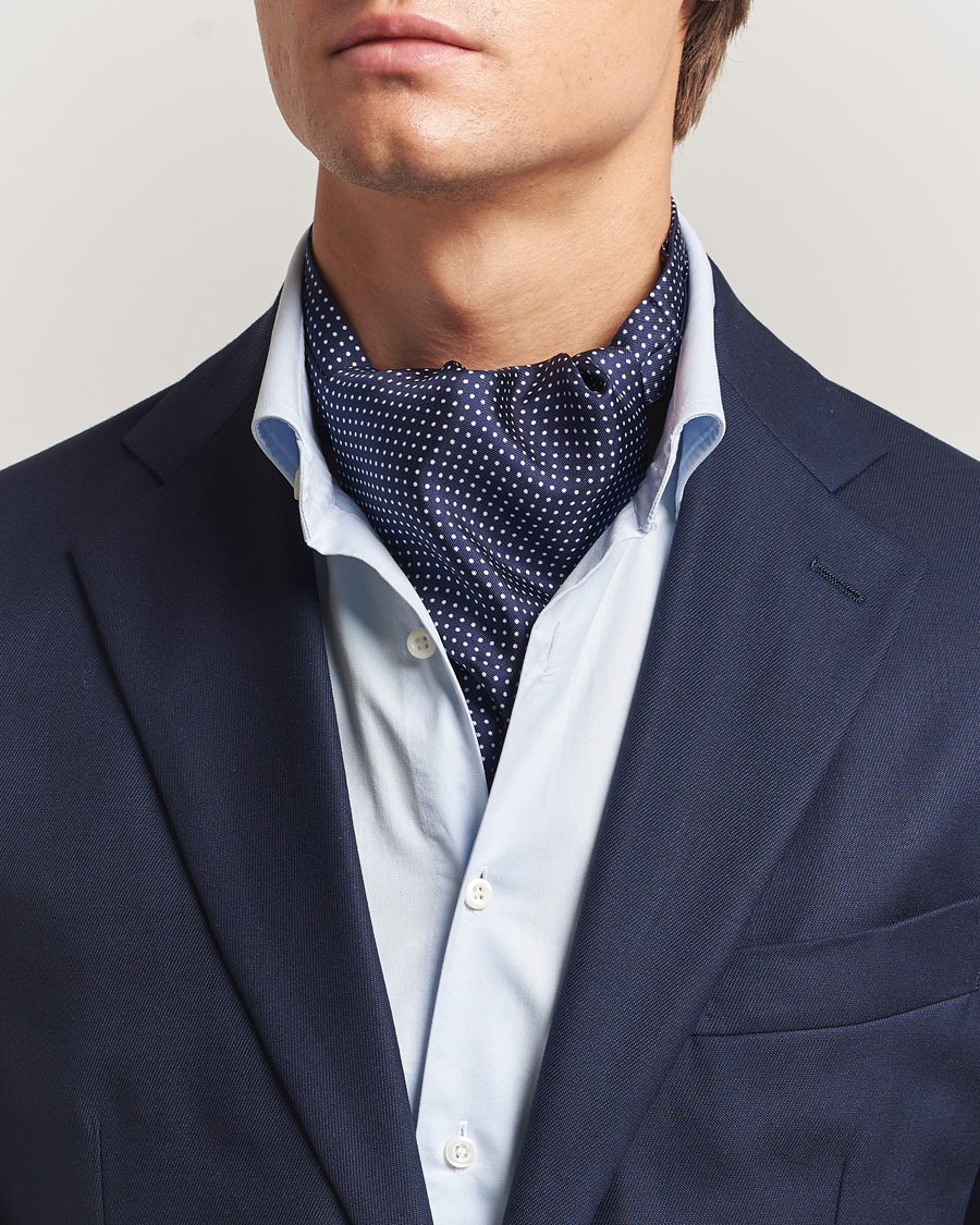 Uomini | Sciarpe | Amanda Christensen | Silk Twill Micro Dot Ascot Navy