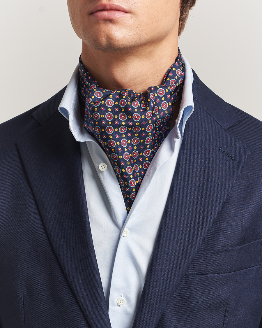 Uomini | Sciarpe | Amanda Christensen | Silk Twill Medallion Ascot Navy