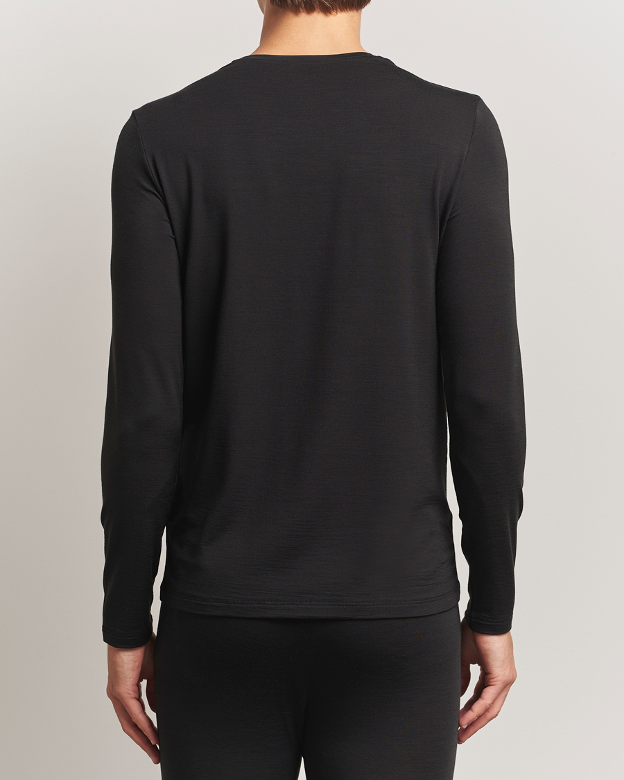 Uomini | T-shirt | Falke | Clima Wool Wool Long Sleeve T-Shirt Black
