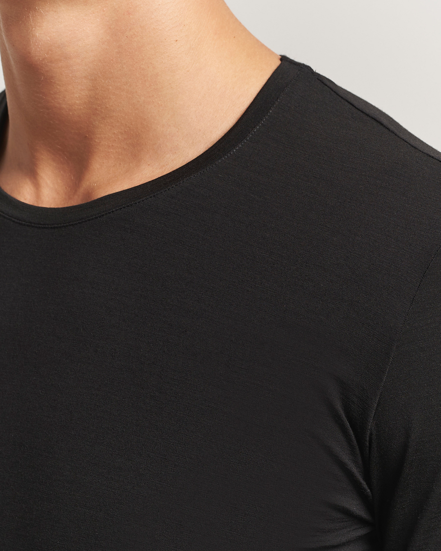 Uomini | T-shirt | Falke | Clima Wool Wool Long Sleeve T-Shirt Black
