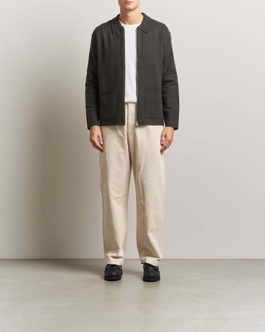 Uomini | Pantaloni | NN07 | Paw Relaxed Fit Corduroy Trousers Ivory