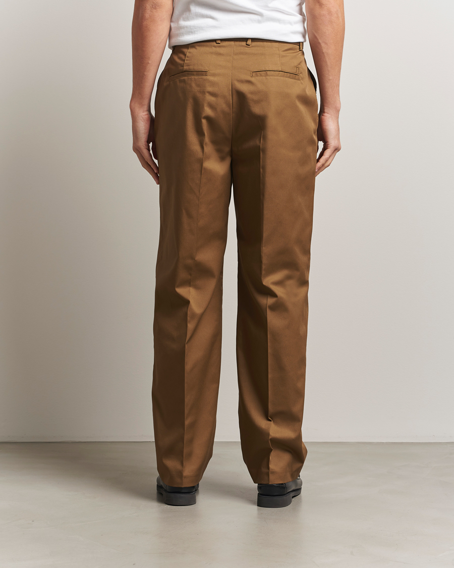 Uomini | Pantaloni | LES DEUX | Reece Pleated Heavy Twill Pant Dark Sand