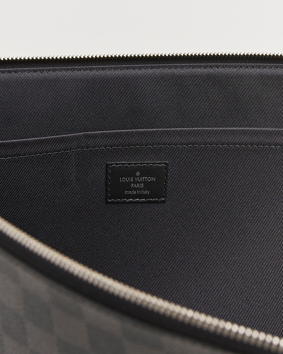 Uomini | Pre-Owned & Vintage Bags | Louis Vuitton Pre-Owned | Pochette Jules GM Damier Graphite