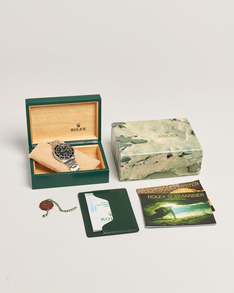 Uomini | Pre-Owned & Vintage Watches | Rolex Pre-Owned | Submariner Date