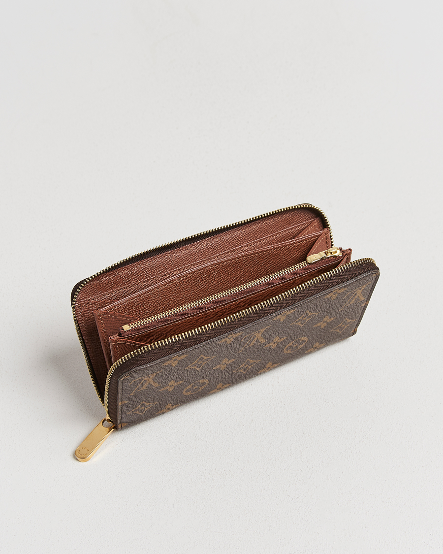 Uomini | Pre-Owned & Vintage Bags | Louis Vuitton Pre-Owned | Zippy Wallet Monogram