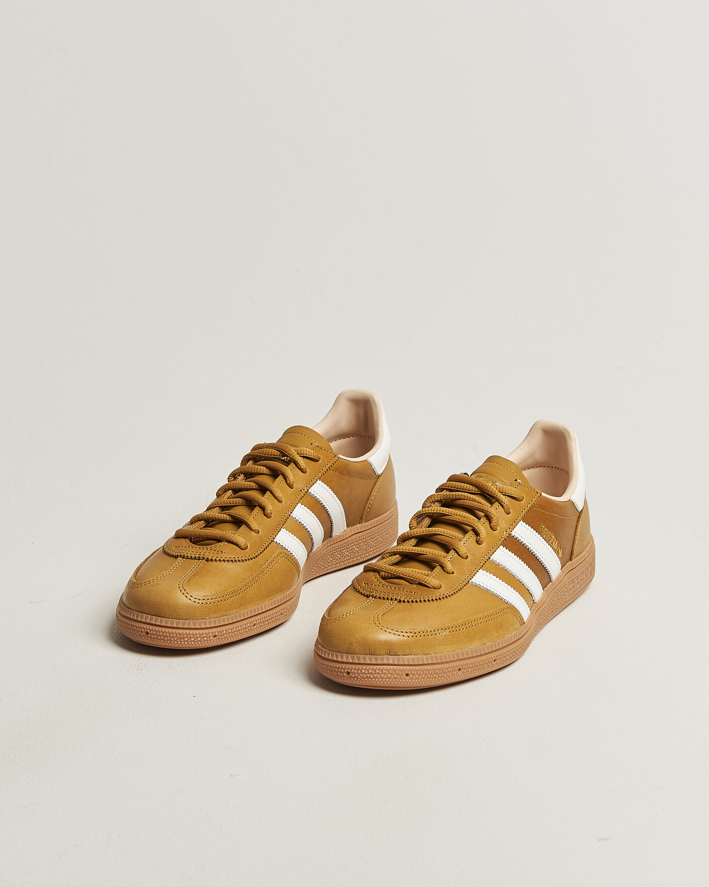 Uomini | Sneakers | adidas Originals | Handball Spezial Sneaker Gold Brown/White