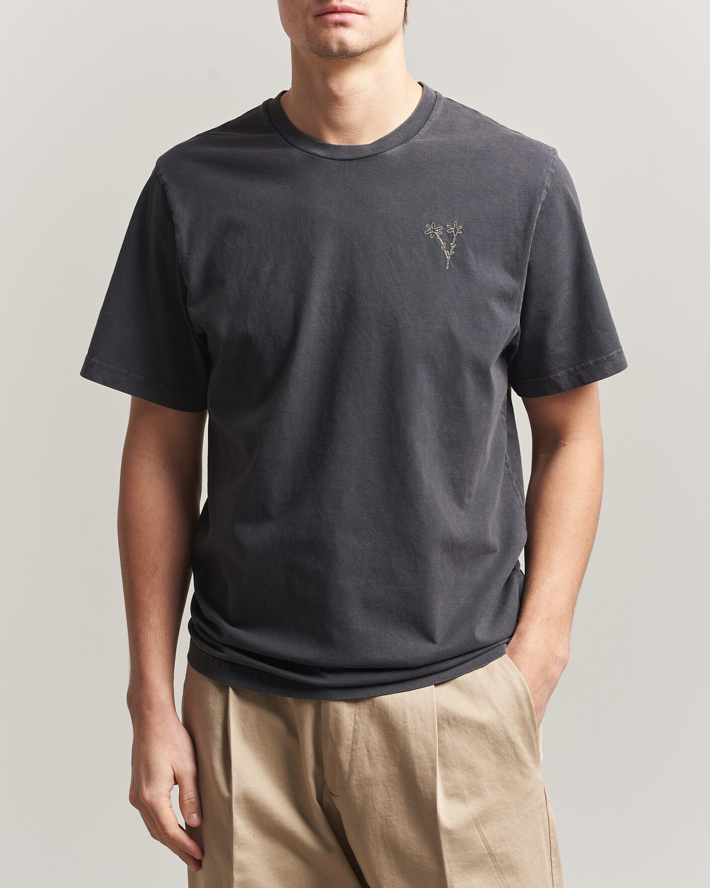 Uomini | T-shirt | Forét | Bouquet T-Shirt Washed Black