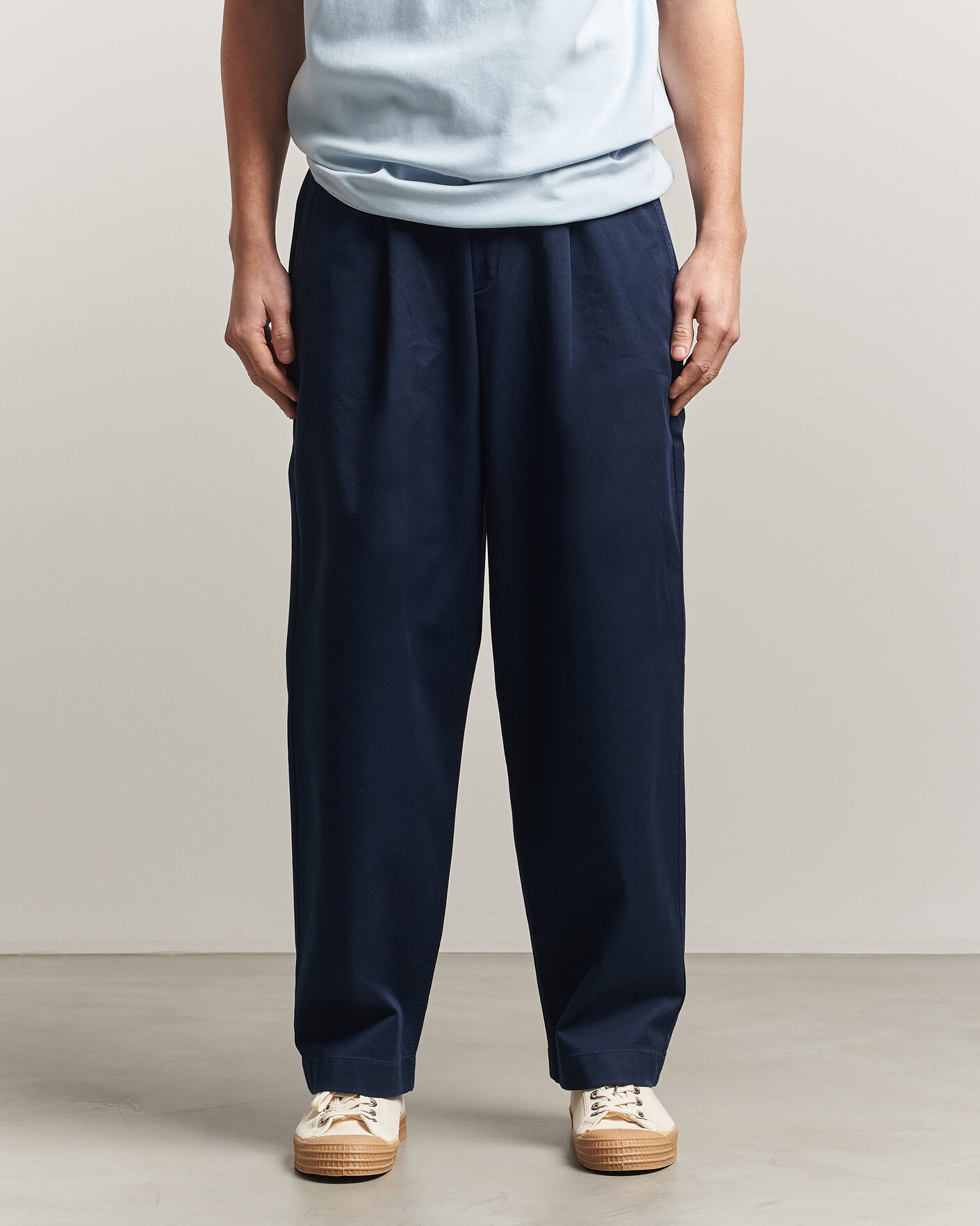 Uomini | Pantaloni | Forét | Writer Relaxed Fit Pants Navy