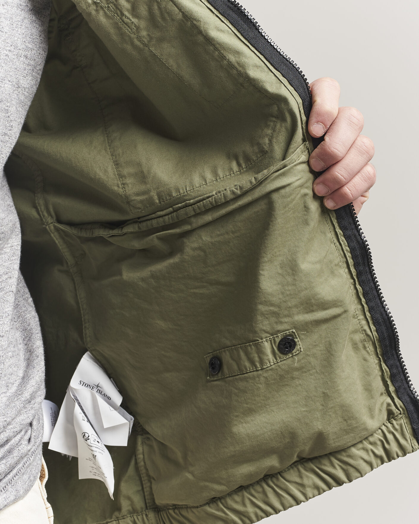 Uomini | Giacche | Stone Island | Stretch Cotton Twill Hood Jacket Military Green