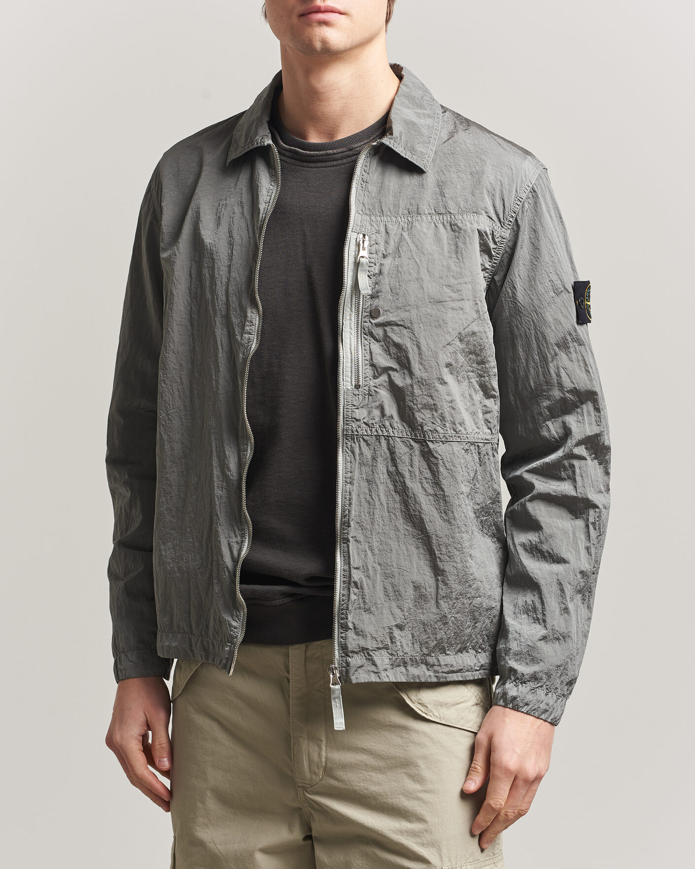 Uomini | Camicie | Stone Island | Nylon Metal Zip Overshirt Pearl Grey