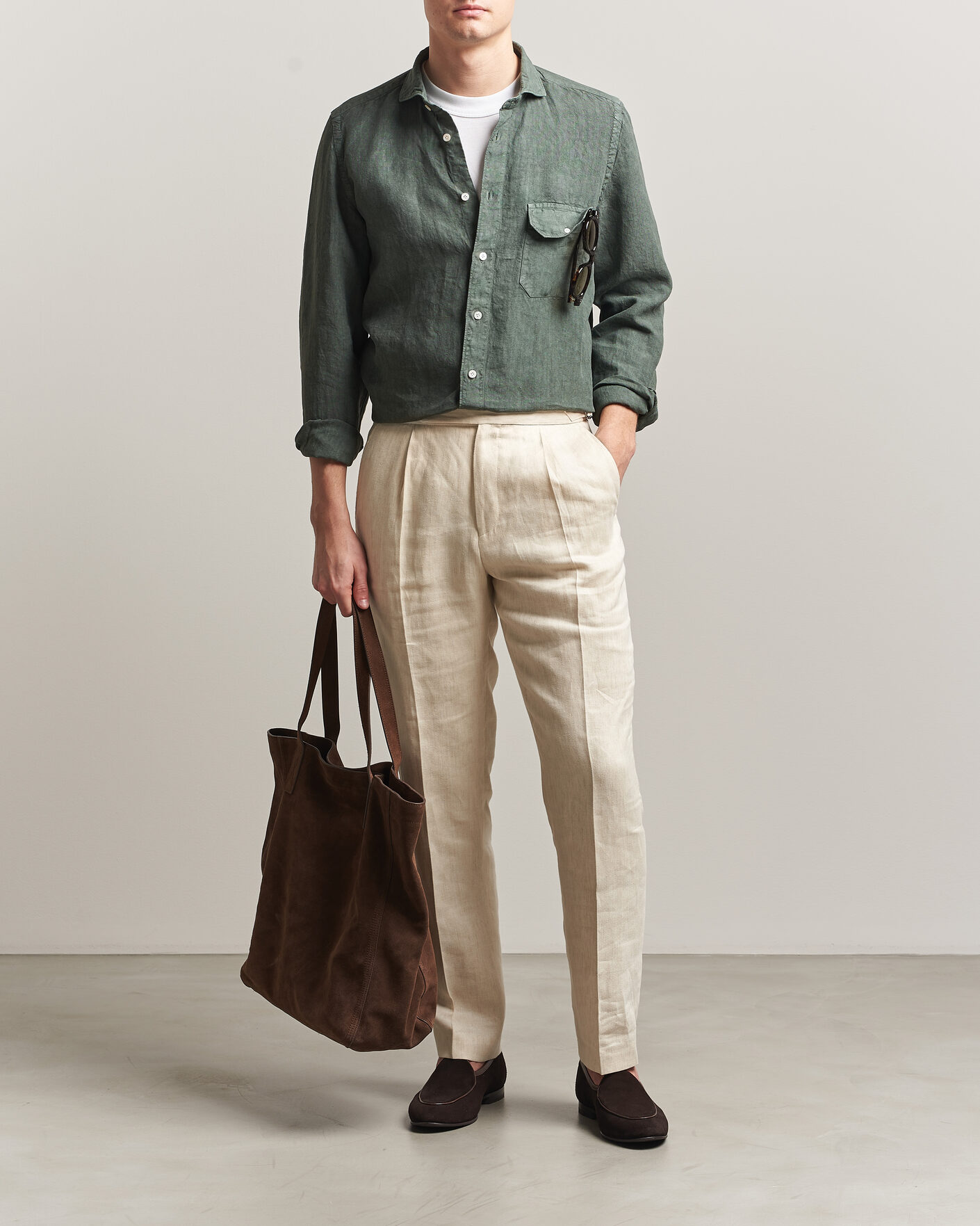 Uomini | Camicie | Finamore Napoli | Salina Garment Dyed Linen Overshirt Dark Green