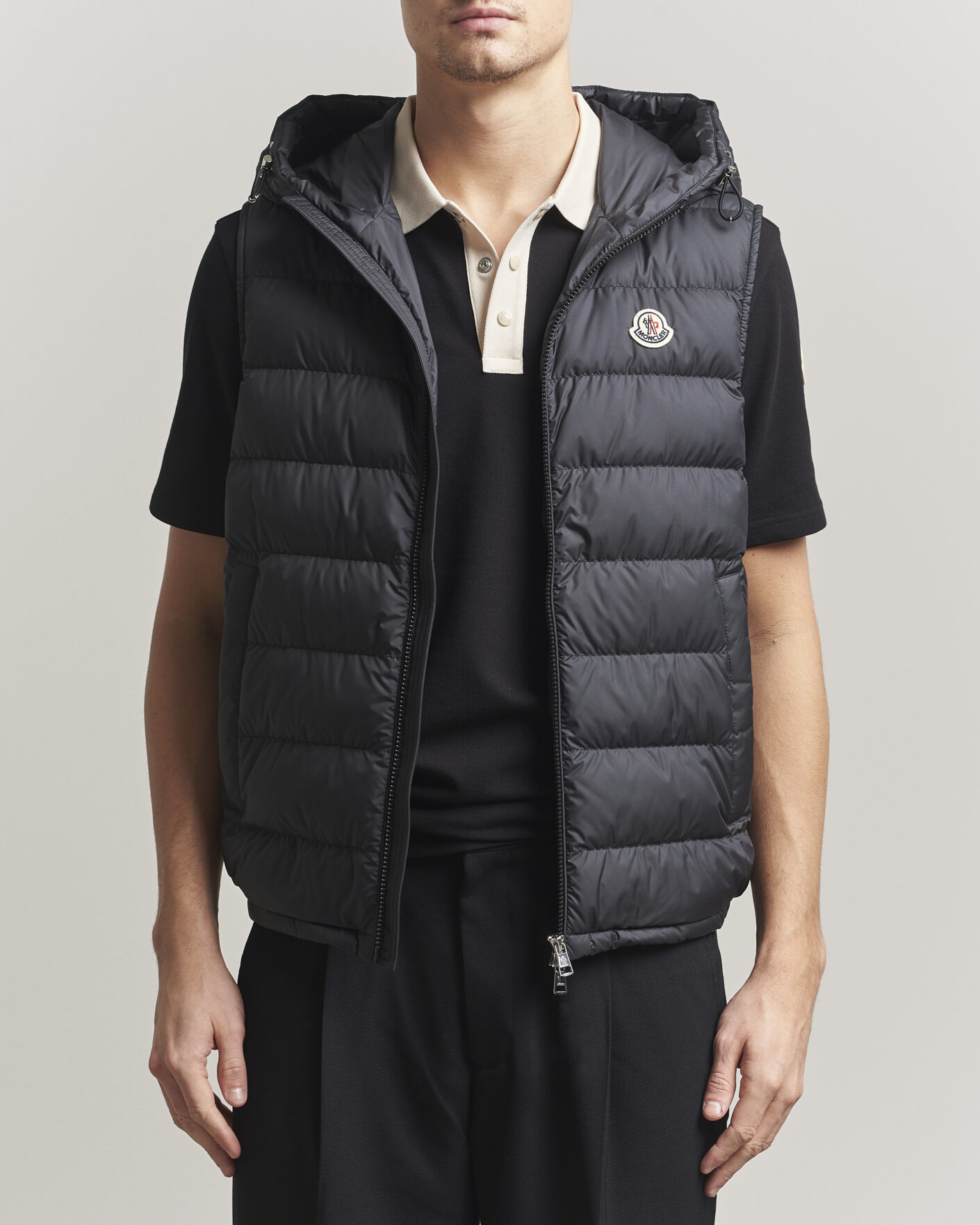 Uomini | Gilet | Moncler | Marseillan Hooded Down Vest Black