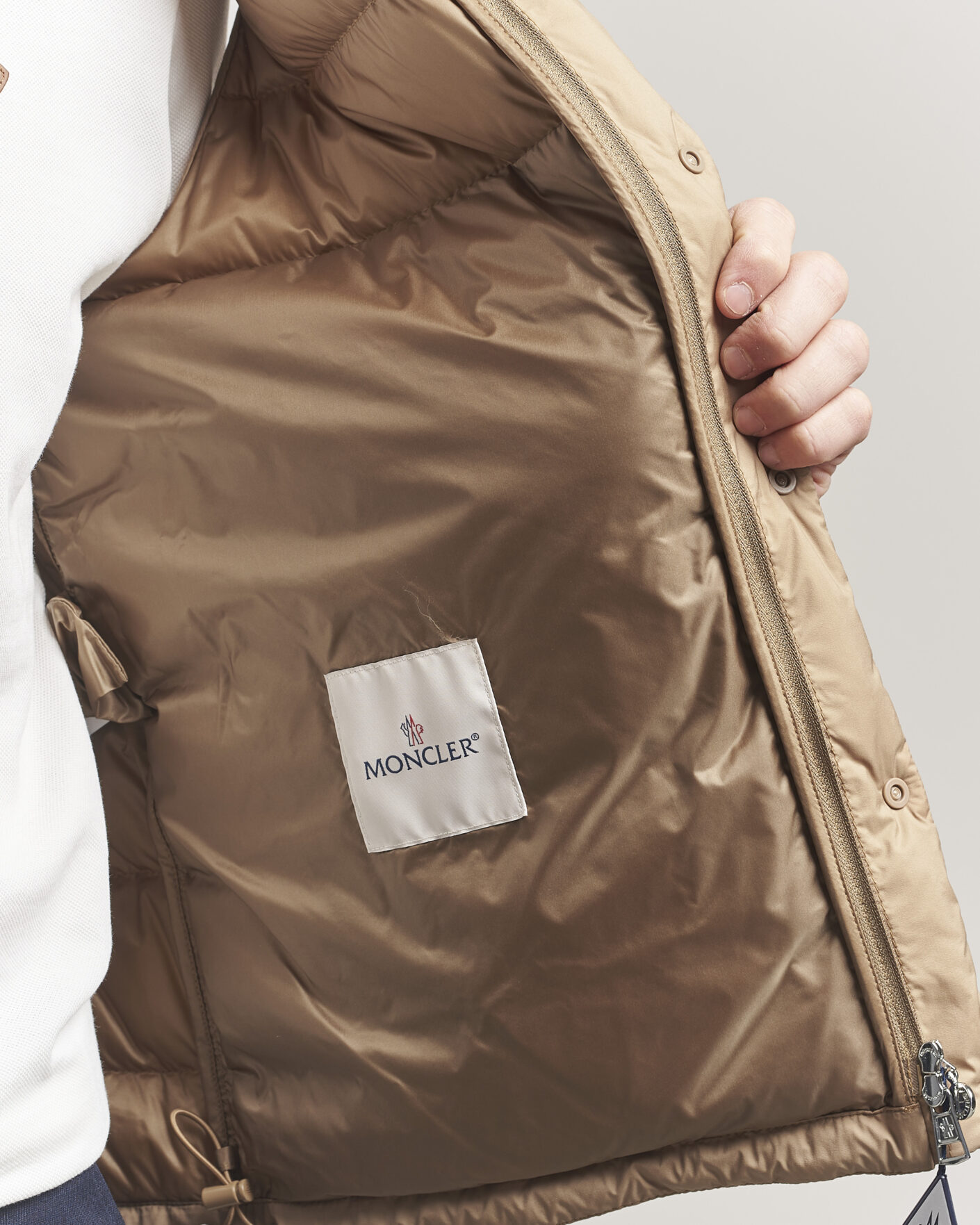 Uomini | Gilet | Moncler | Barthe Down Vest Tan
