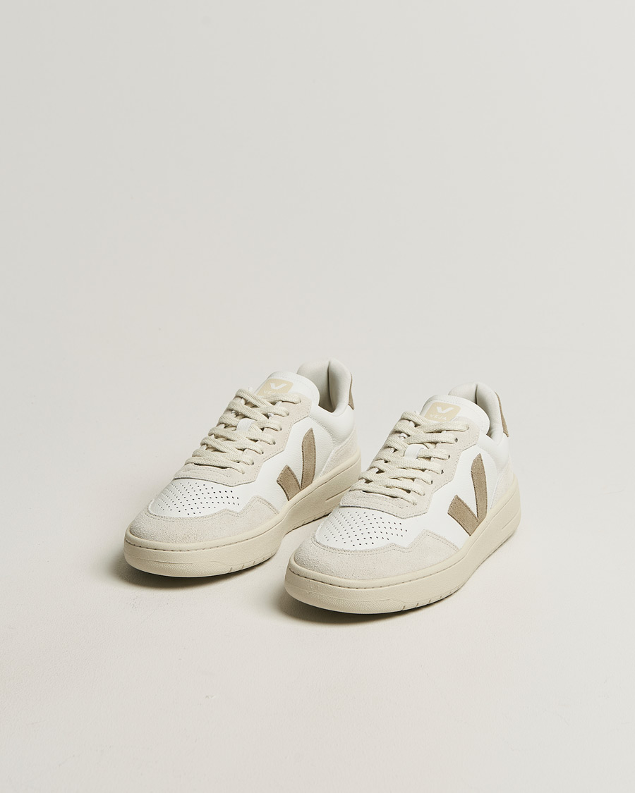 Uomini | Sneakers | Veja | V-90 Sneaker White/Taupe