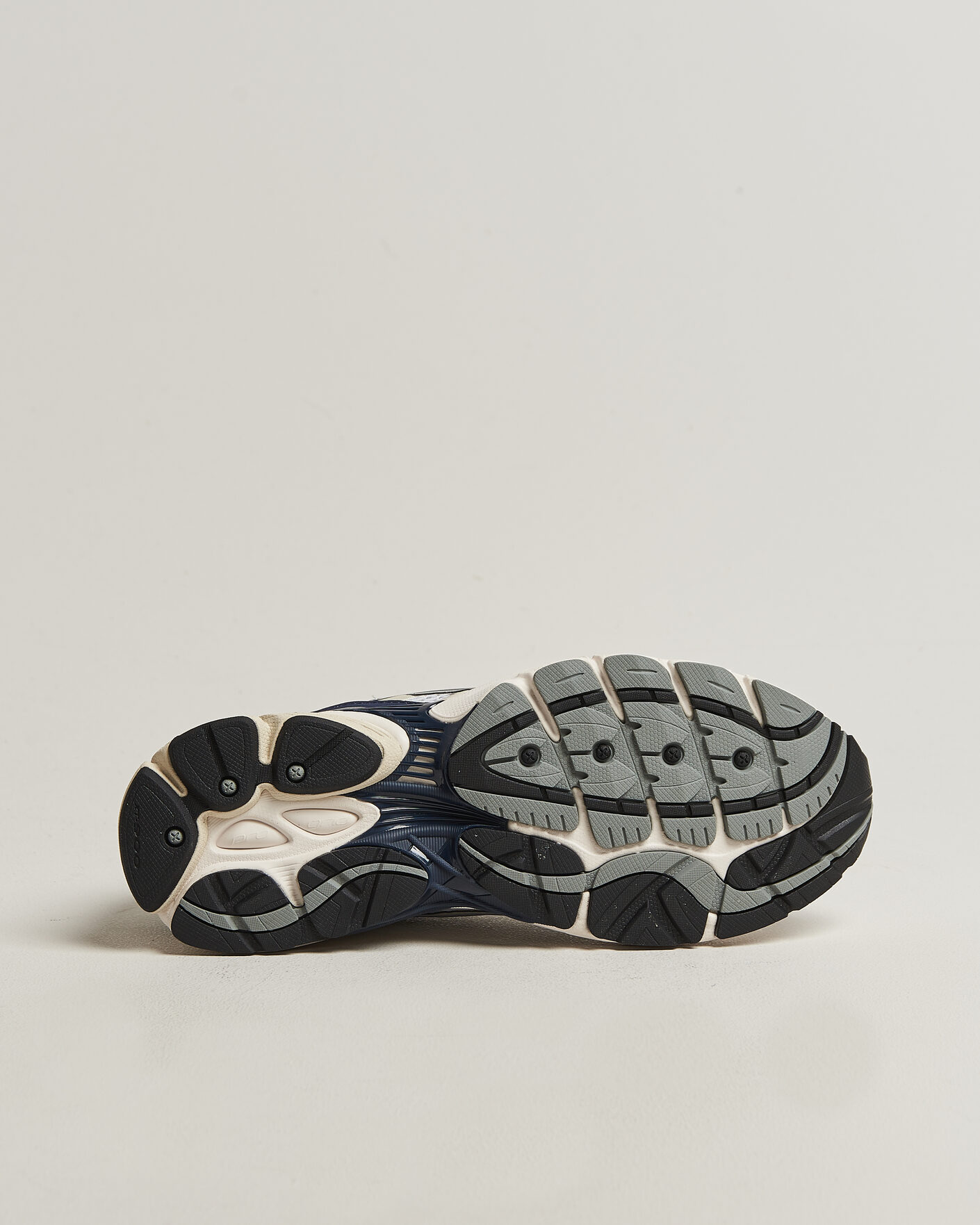 Uomini | Sneakers | Saucony | Progrid Omni 9 Running Sneaker White/Navy