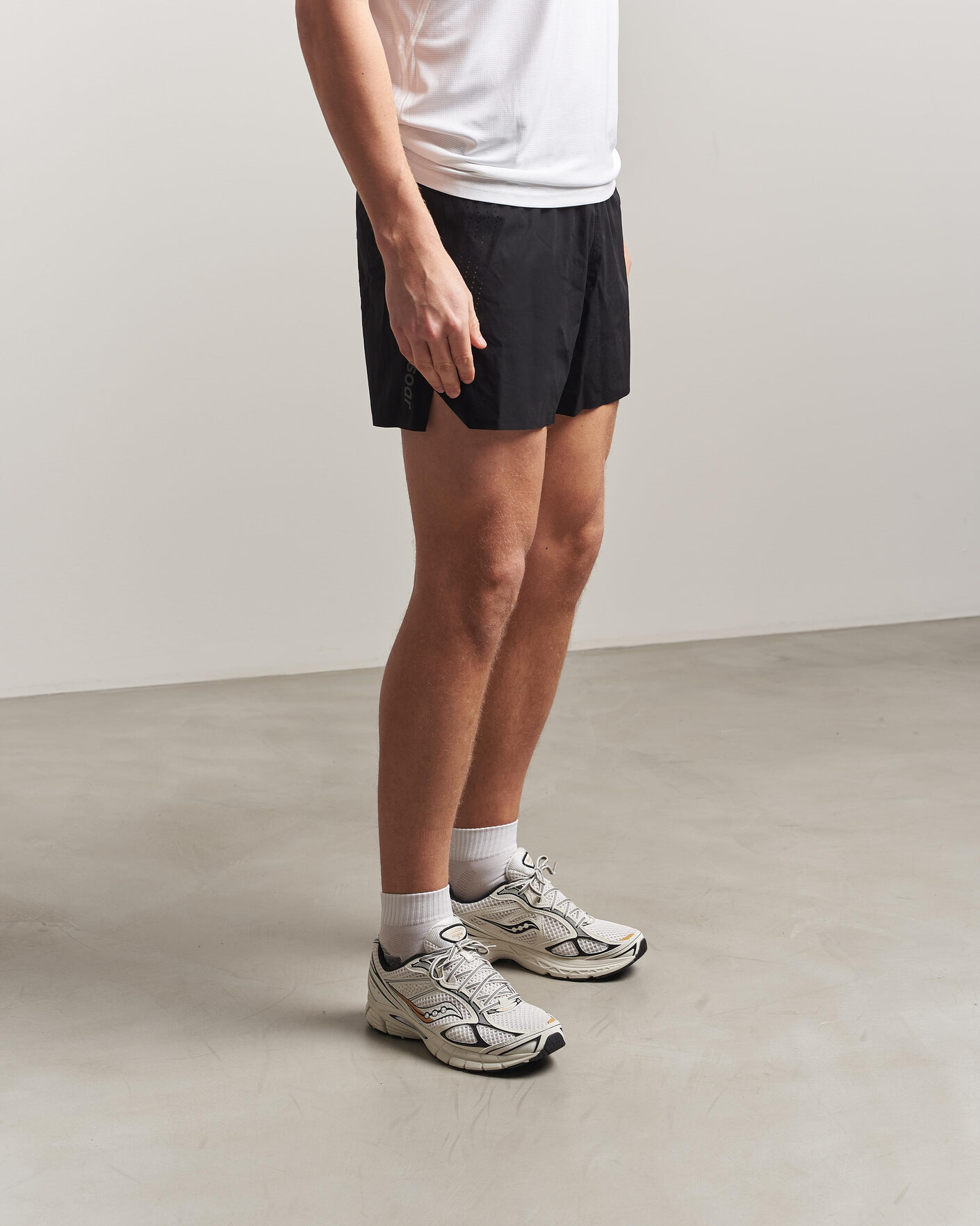 Uomini | Sneakers | Saucony | Guide 7 Running Sneaker Onyx/Gold