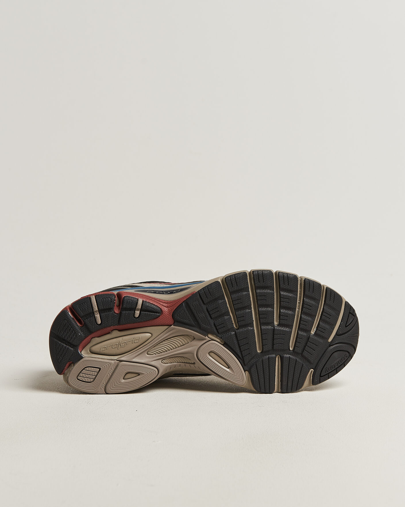 Uomini | Sneakers | Saucony | Guide 7 Running Sneaker Taupe/Black