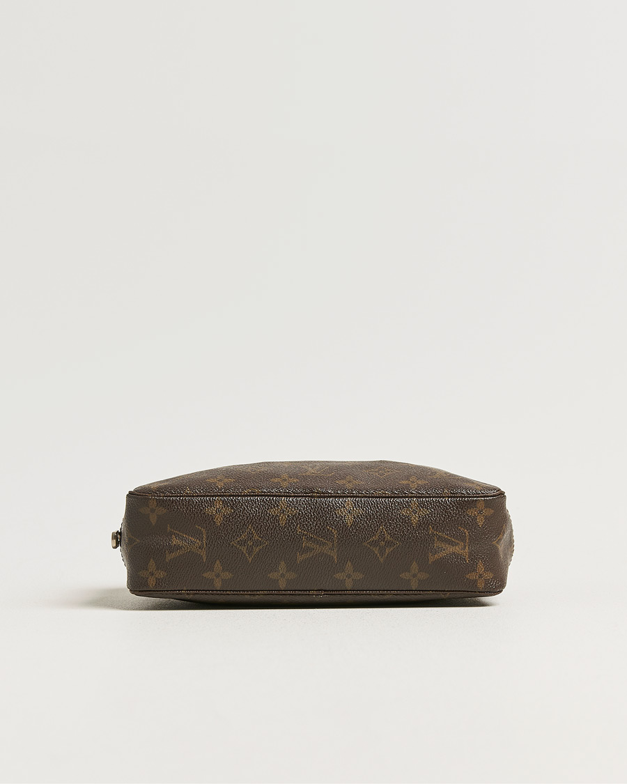 Uomini | Pre-Owned & Vintage Bags | Louis Vuitton Pre-Owned | Trousse Toilette 23 Monogram