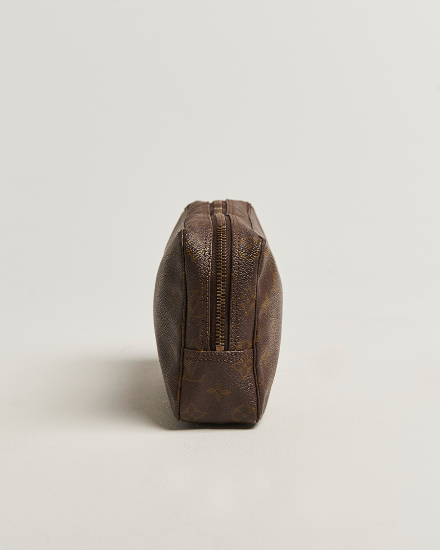 Uomini | Pre-Owned & Vintage Bags | Louis Vuitton Pre-Owned | Trousse Toilette 23 Monogram