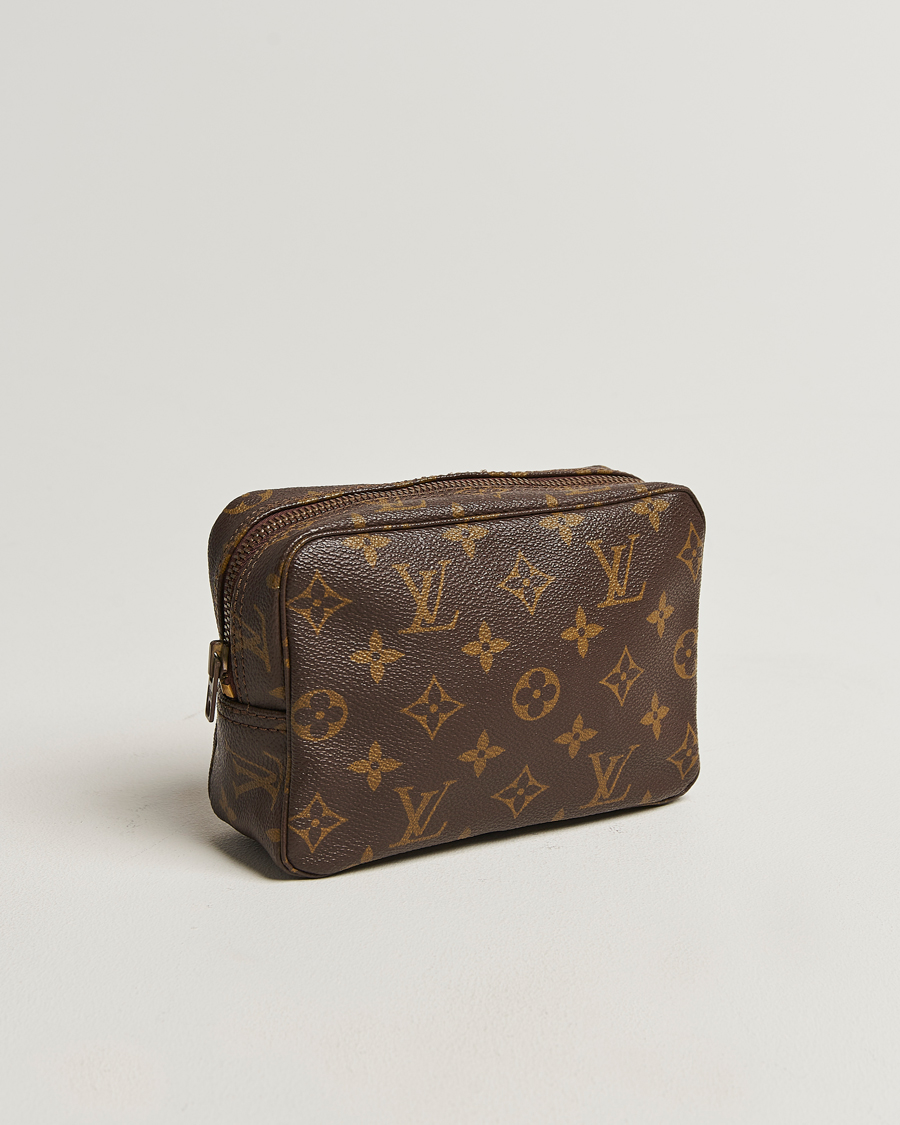Uomini | Pre-Owned & Vintage Bags | Louis Vuitton Pre-Owned | Trousse Toilette 18 Monogram