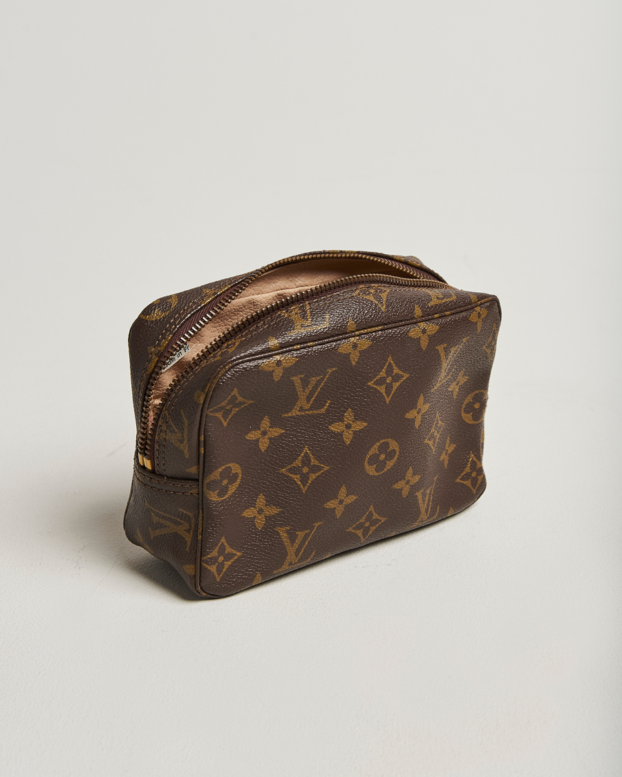 Uomini | Pre-Owned & Vintage Bags | Louis Vuitton Pre-Owned | Trousse Toilette 18 Monogram
