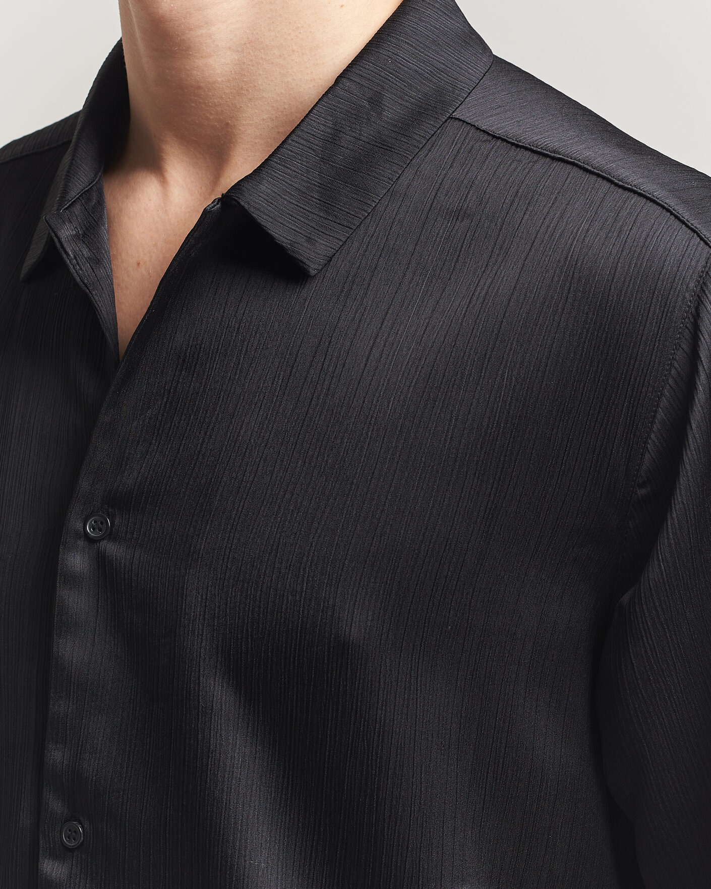 Uomini | Camicie | LES DEUX | Hector Plissé Short Sleeve Shirt Black